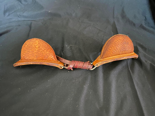 Beaver Tail Bucking Rolls - Houlihan Saddlery LLC